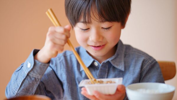 【生活・食】健康と美味しさの源『納豆』：日本のスーパーフード徹底解説！伝統食の歴史、文化、レシピ！