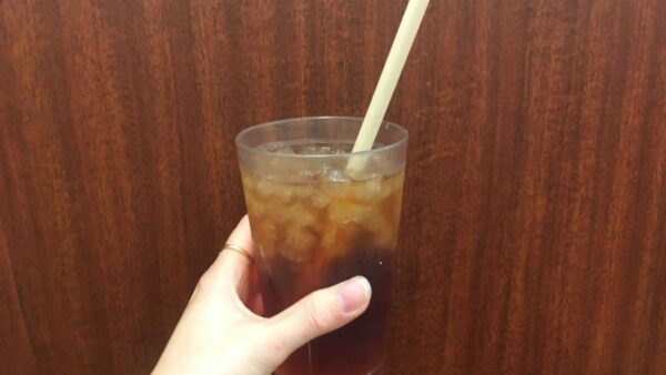 【環境・社会】『海洋プラスチックストロー問題』とは？初めての人のための徹底解説！と題してICTエンジニアが解説をしてみます。