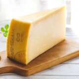【生活・食・チーズ】『パルミジャーノ・レッジャーノ』VS 『パルメザン』！伝統的と普及型のチーズ比較！伝統派？普及型？味の違いは？どちらがあなたに合う？